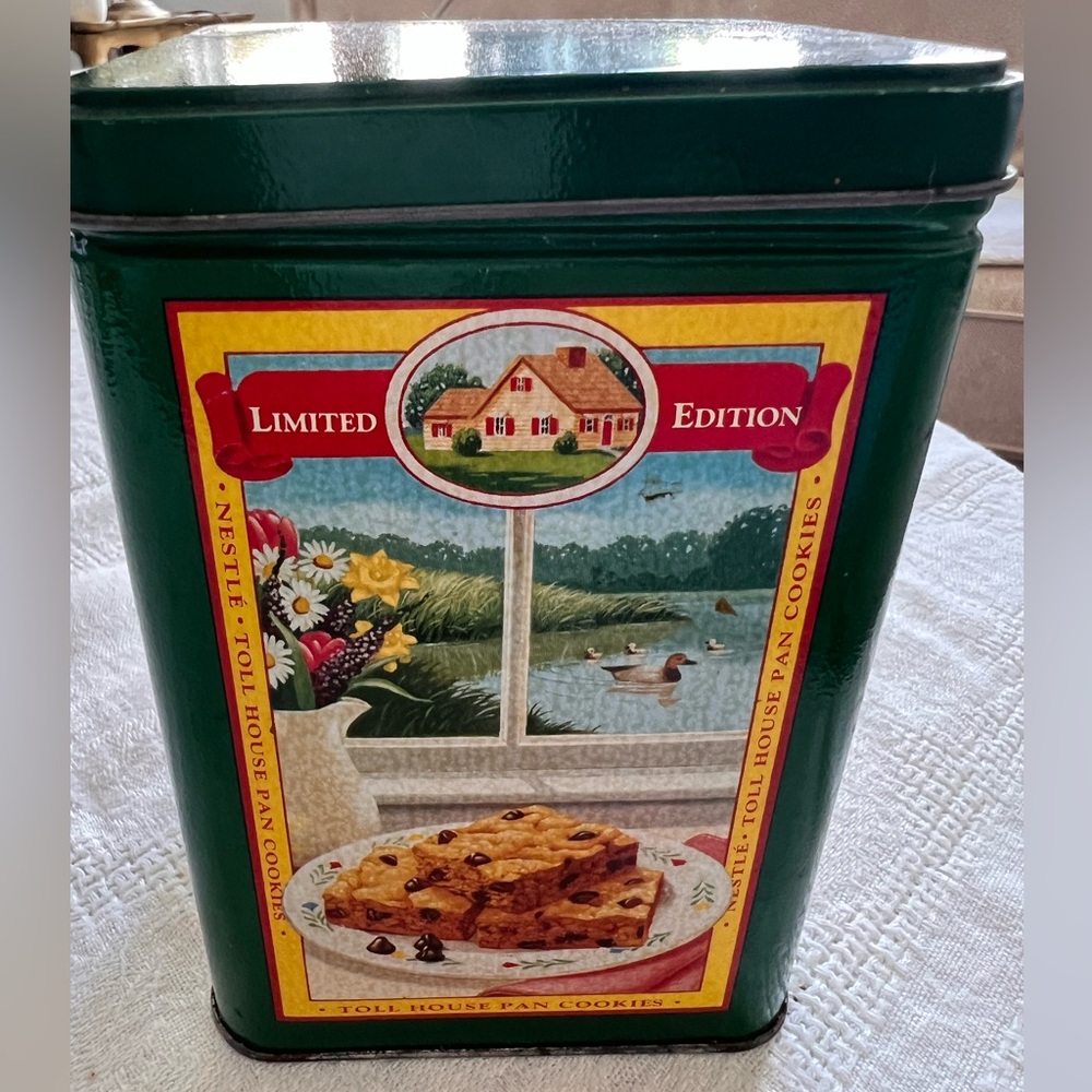 Vintage collectibles tins - Picture 7 of 16